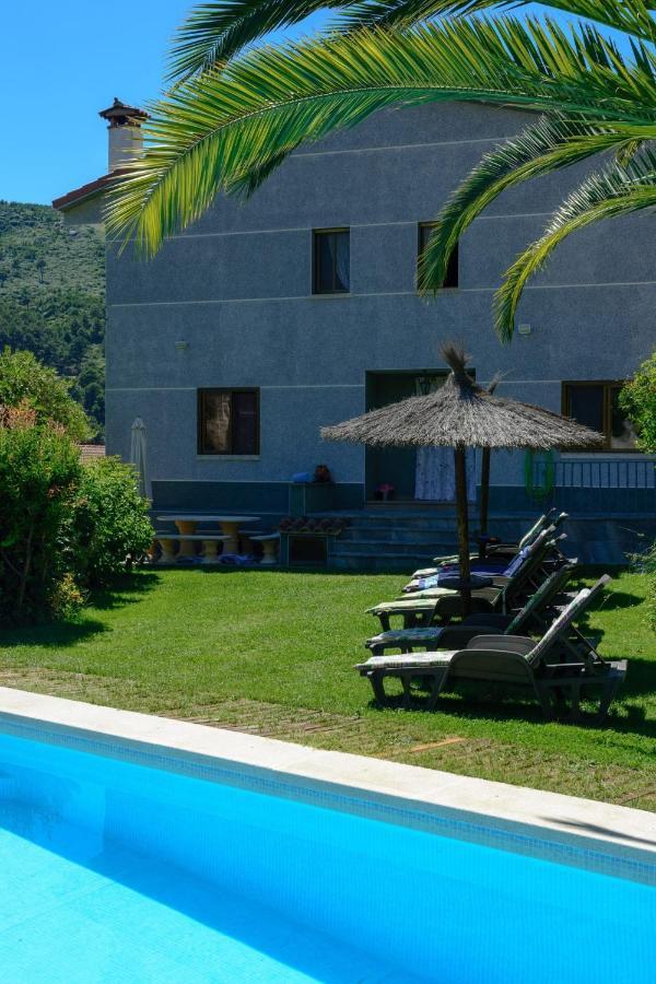 La Hojarasca Guest House Cuevas Del Valle Exterior foto
